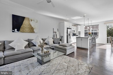 3719 Roosevelt Place NE, Washington, DC 20019 - photo 4