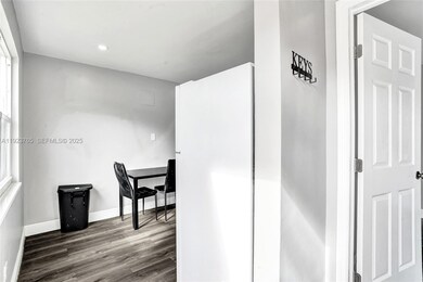 3633 SW 12th Ct unit 2, Fort Lauderdale, FL 33312 - photo 7