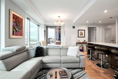 EchelonSeaport Towers 1 & 2 unit 1118, Boston, MA 02210 - photo 4