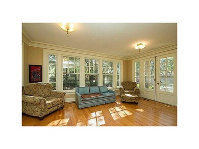 4-Seasons Porch/Room.
