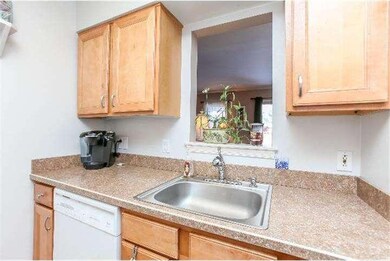 33 S Orchard Ave, Kennett Square, PA 19348 - photo 4