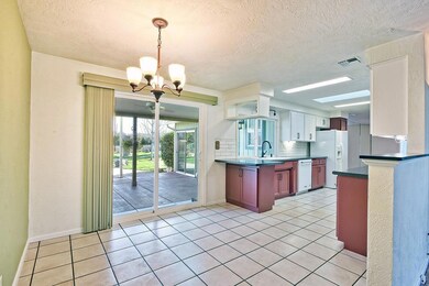 3460 Edella St, Central Point, OR 97502 - photo 6