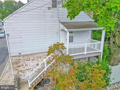 201 Lombard St, Tamaqua, PA 18252 - photo 2