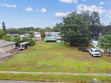 5805 26th St W, Bradenton, FL 34207 - photo 3