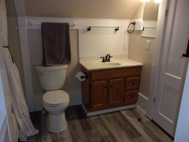 90 Elm St, Newport, VT 05855 - photo 3