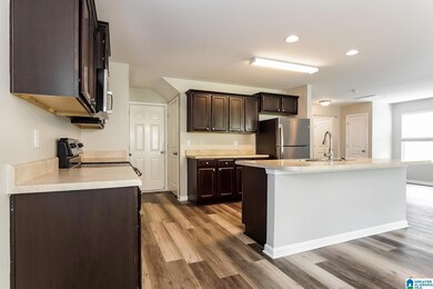 1092 Kerry Dr, Calera, AL 35040 - photo 6