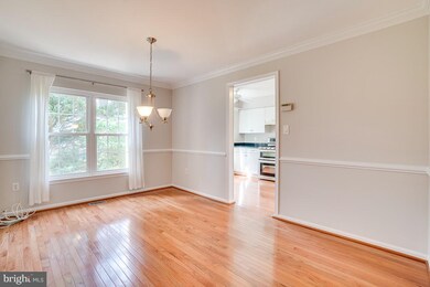 7762 Asterella Ct, Springfield, VA 22152 - photo 7