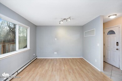 04-Living Room_IMG_0596-Edit-Edit