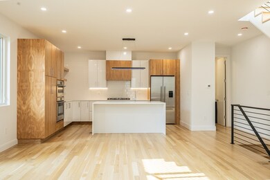 93 Griswold St unit 93, Cambridge, MA 02138 - photo 3