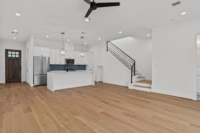 2211 Mansfield St, Houston, TX 77091 - photo 7