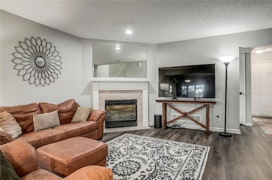 1302 SE Broadway Ct, Lees Summit, MO 64081 - photo 7