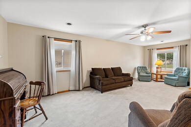 739 Blue Jay Way, Dyer, IN 46311 - photo 4