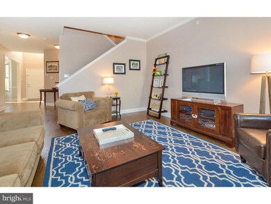 208 Clubhouse Ct, Conshohocken, PA 19428 - photo 4