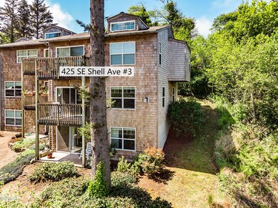425 SE Shell Ave #3