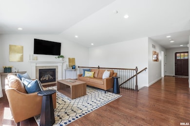 5767 Evergreen Place, Bettendorf, IA 52722 - photo 5