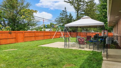 212 S 12th Ave, Beech Grove, IN 46107 - photo 4