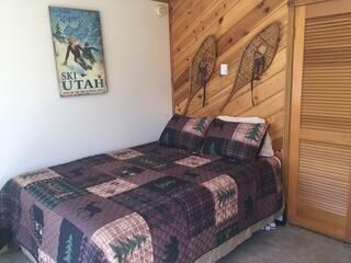 queen bed