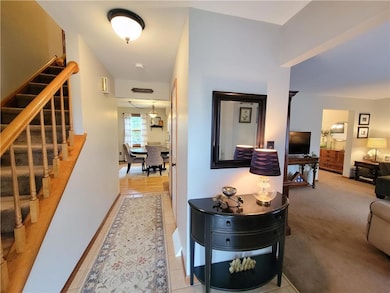 1909 Belleview Dr, Whitehall, PA 18052 - photo 6