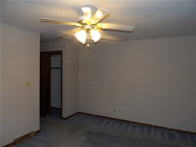 2927 Loveland Ave, Erie, PA 16506 - photo 6