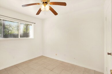 2123 N Austin Ave, Pearland, TX 77581 - photo 6