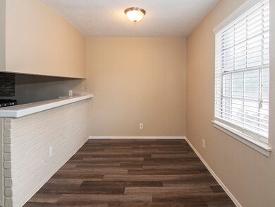 4503 Werner St unit 24, Houston, TX 77022 - photo 3