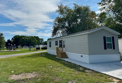 1083 E State Road 2 unit 507, La Porte, IN 46350 - photo 3