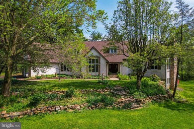 5946 Daniel St, Allentown, PA 18104 - photo 3