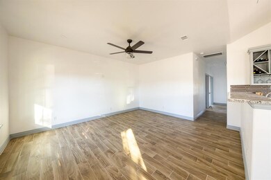 2611 Quail Run Trail, Granbury, TX 76048 - photo 6