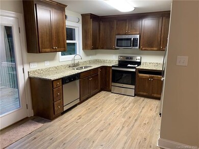 126 Persimmon Cir, Statesville, NC 28625 - photo 5