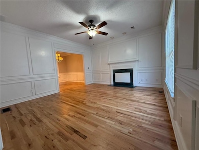 5697 Frontier Walk Ln, Buford, GA 30518 - photo 4