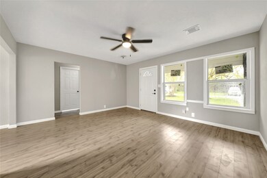 7337 Saint Louis St, Houston, TX 77028 - photo 4