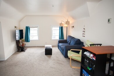 75 Bartlett St unit 3, Somerville, MA 02145 - photo 5