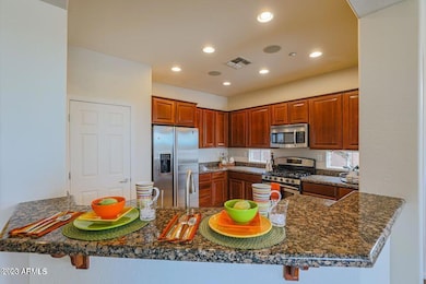 41520 N River Bend Ct, Phoenix, AZ 85086 - photo 6