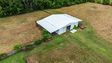 2250 County Road 165, Alvin, TX 77511 - photo 5