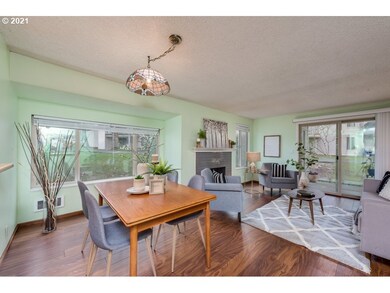 Living Room/Dining Room