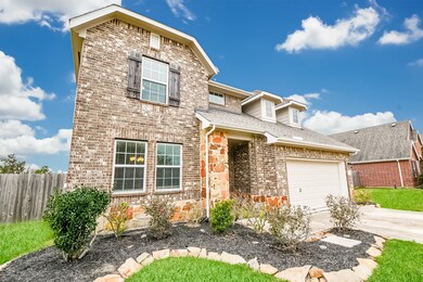 2157 Colonial St, Alvin, TX 77511 - photo 2