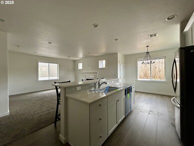 2601 Ericksen Way, the Dalles, OR 97058 - photo 6