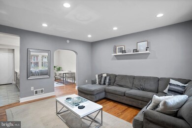 2907 Grantley Ave, Baltimore, MD 21215 - photo 2