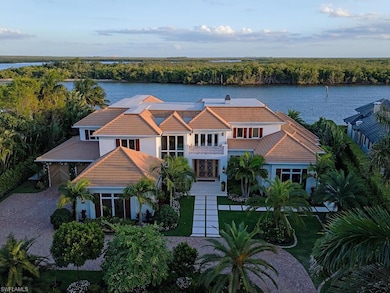 860 Admiralty Parade, Naples, FL 34102 - photo 2