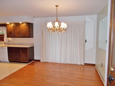 1773 Mcdonough Ave, Scranton, PA 18508 - photo 5