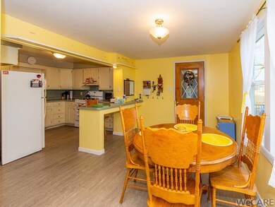 17827 Buckland River Rd, Wapakoneta, OH 45895 - photo 7