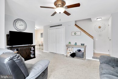 249 Merrbaugh Dr, Hagerstown, MD 21740 - photo 4