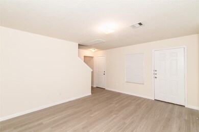 12613 Rio Nueces Ln, Rosharon, TX 77583 - photo 5