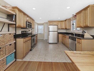 49 Braemore Rd, Waltham, MA 02451 - photo 6