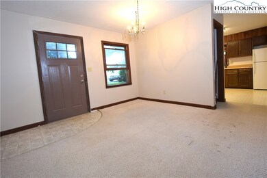 186 Hemlock Dr, Deep Gap, NC 28618 - photo 6