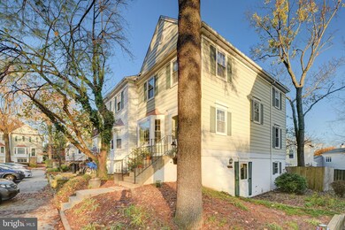 1497 Lowell Ct, Crofton, MD 21114 - photo 2