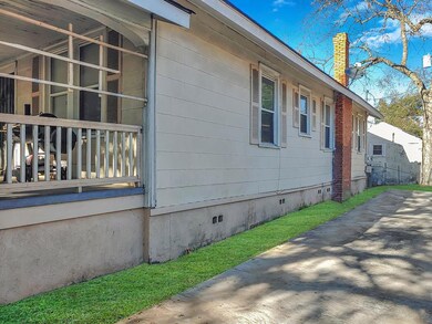 812 E 37th St, Savannah, GA 31401 - photo 5