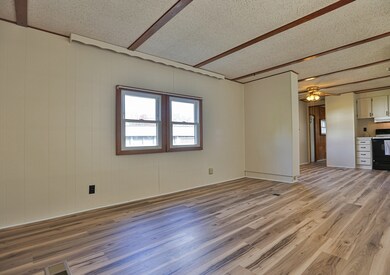 21 Rebecca Ave, Hudson, MA 01749 - photo 5