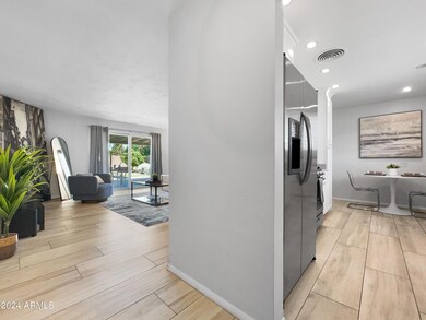 7514 E Hazelwood St, Scottsdale, AZ 85251 - photo 4