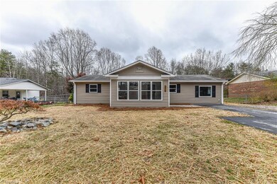 376 Weatherford Dr, King, NC 27021 - photo 2